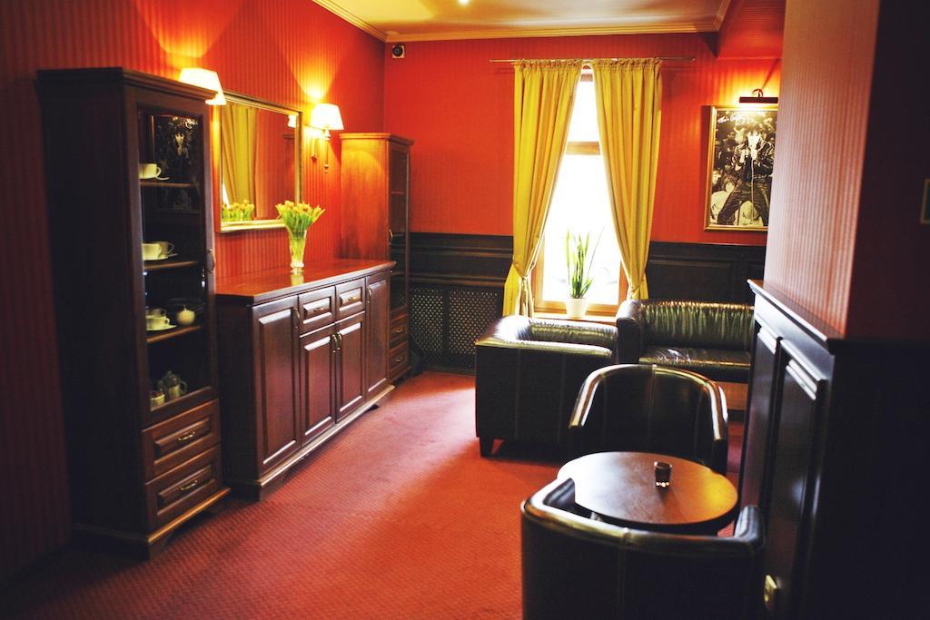 Hotel Zorza Namysłów Dış mekan fotoğraf