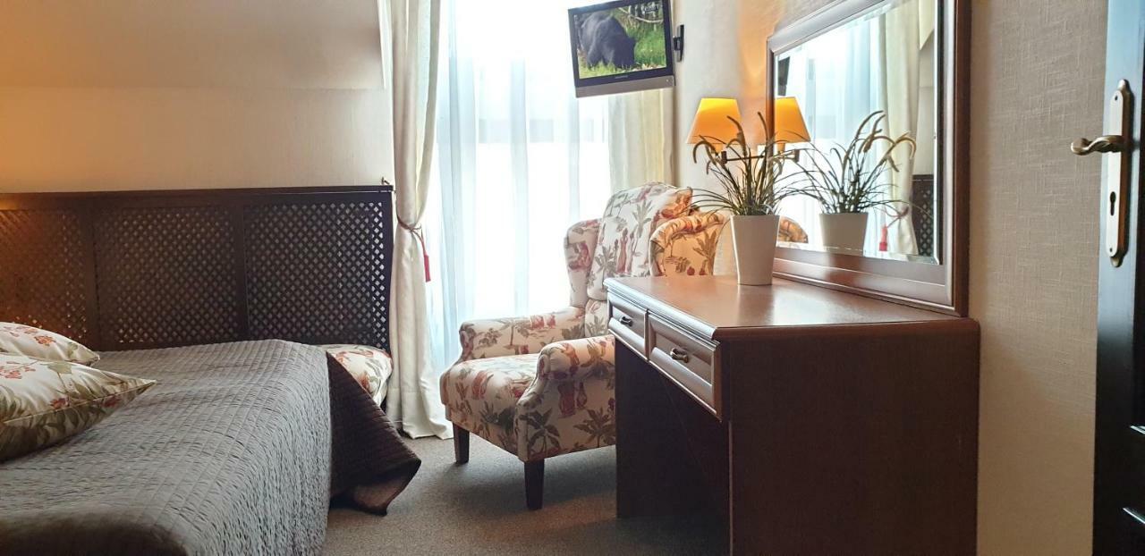 Hotel Zorza Namysłów Dış mekan fotoğraf